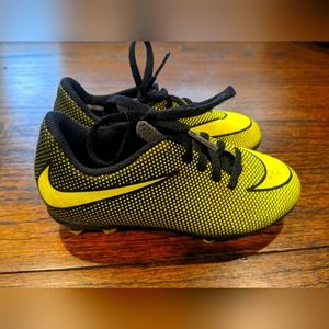 Soccer cleats for boys